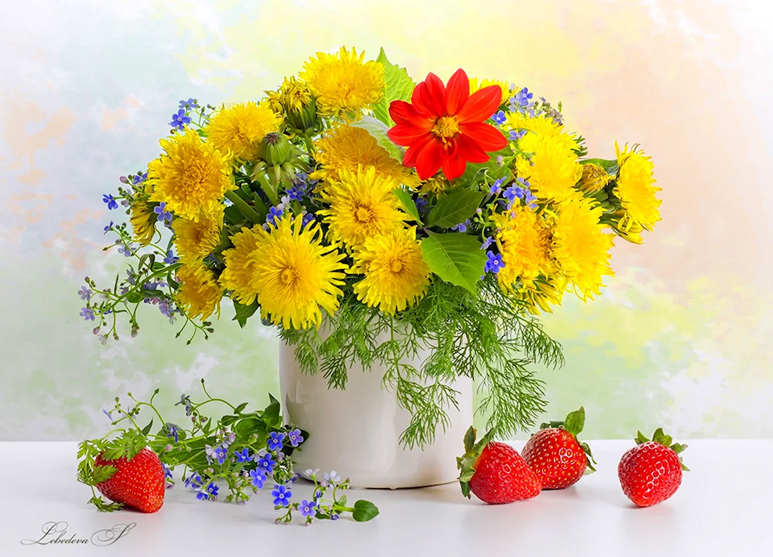 Летние цветы в вазе. Открытка с пожеланием