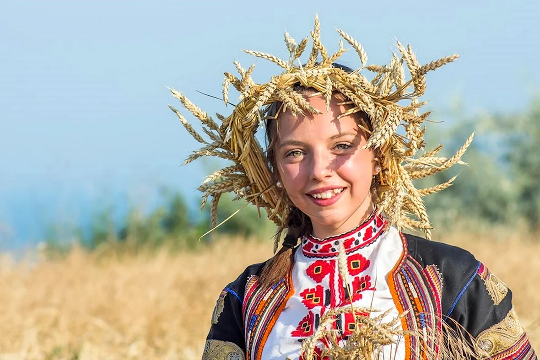 Женщины в русских селеньях. Поздравление на праздник